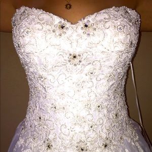 Essense of Australia wedding dress